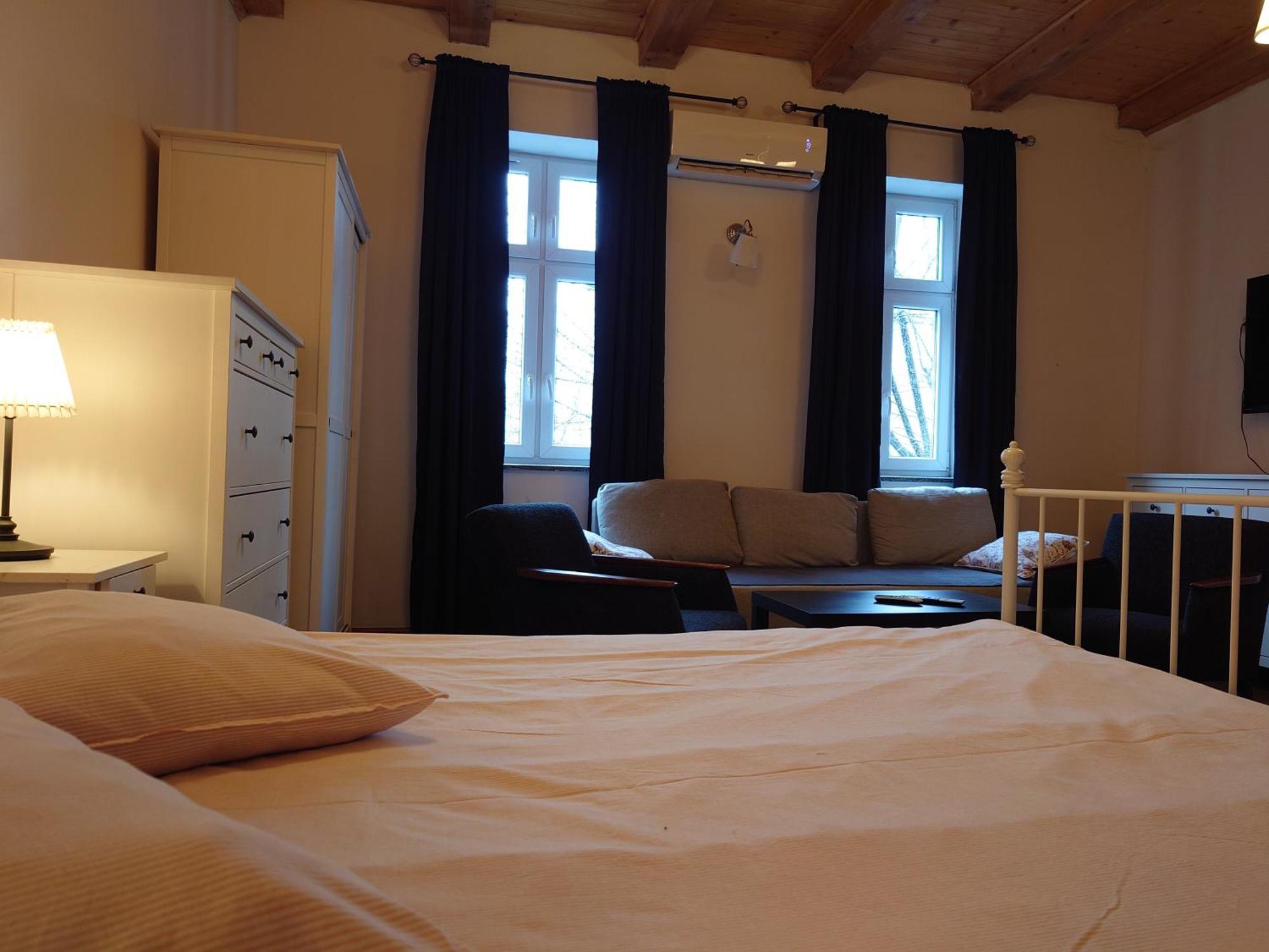 Apartamenty Przy Stonehenge 소스노비크 객실 사진