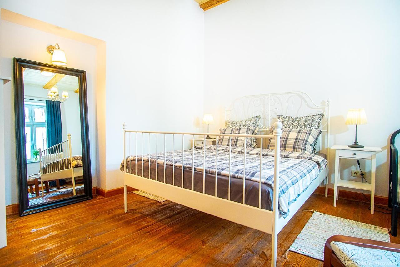 Apartamenty Przy Stonehenge 소스노비크 외부 사진
